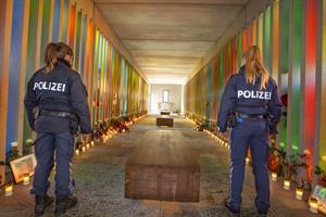 Artikel 'Gedenkfeier in Kaprun' anzeigen