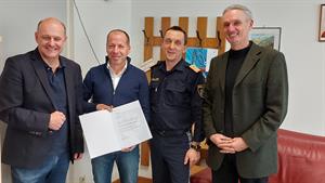 Artikel 'Besetzung' anzeigen