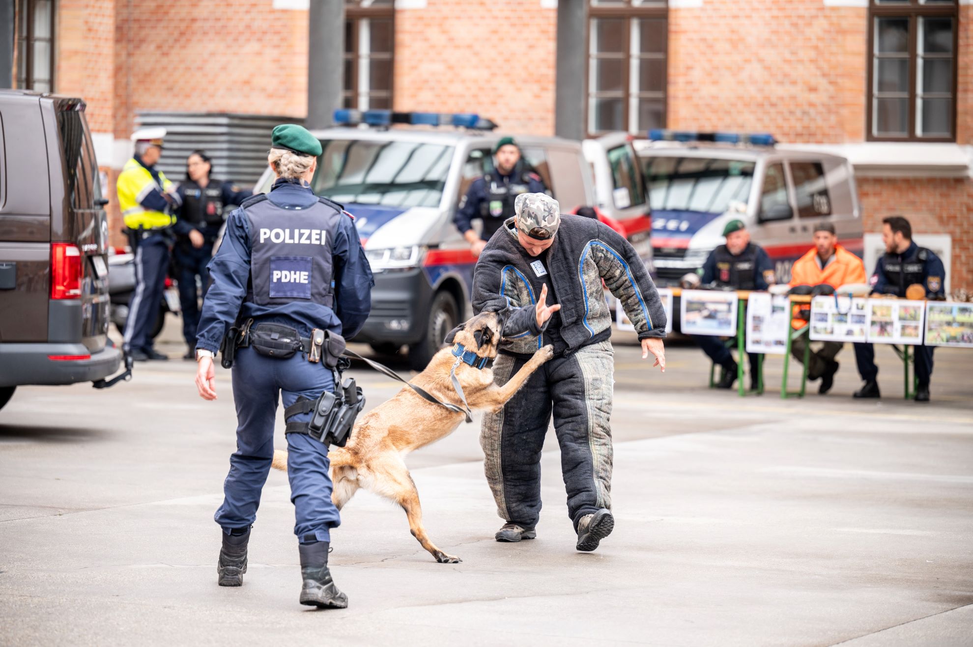 Berichte Aus Der LPD Wien Berichte Aus Der LPD Wien