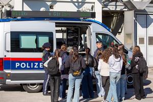 Artikel 'Girls‘ Day bei der Polizei Salzburg' anzeigen