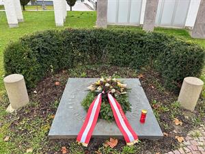 Artikel 'Kranzniederlegung zu Allerheiligen' anzeigen