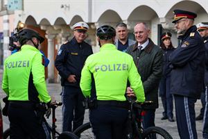 Artikel 'Innenminister bei Schwerpunktaktion' anzeigen