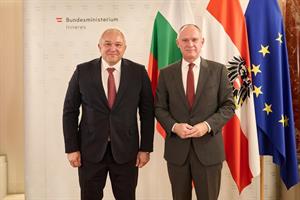 Die Innenminister Ivan Demerdzhiev und Gerhard Karner beim Gespräch in Wien.